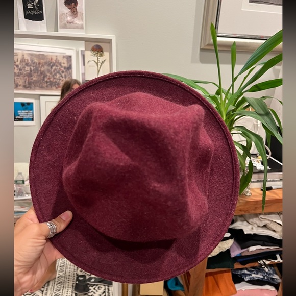 Authentic Vivienne Westwood World’s End Mountain Hat - Picture 5 of 7